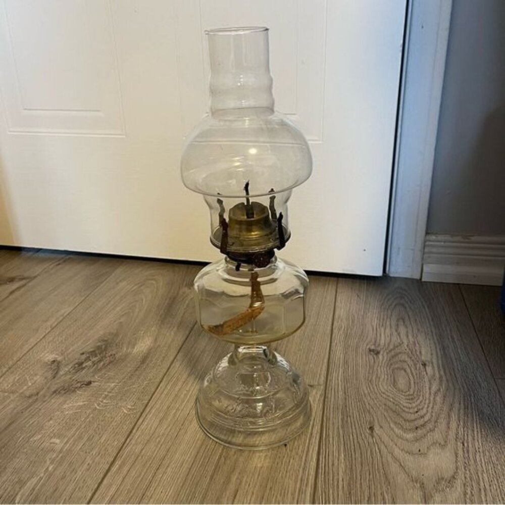 Vintage Antique clear glass oil lamp 1980’s Kerosene farm lantern heirloom light